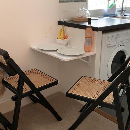 Studio Flat In The Heart Of St. Johns Wood Londra Exterior foto